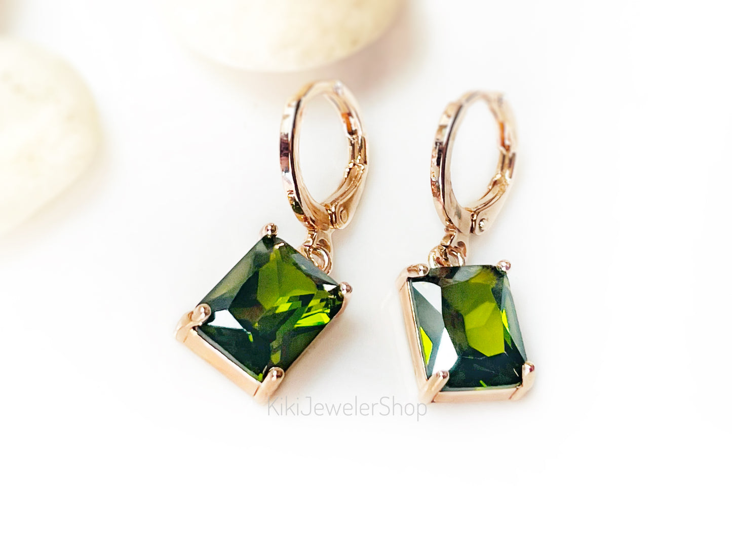 Peridot 2pc jewelry set small emerald cut