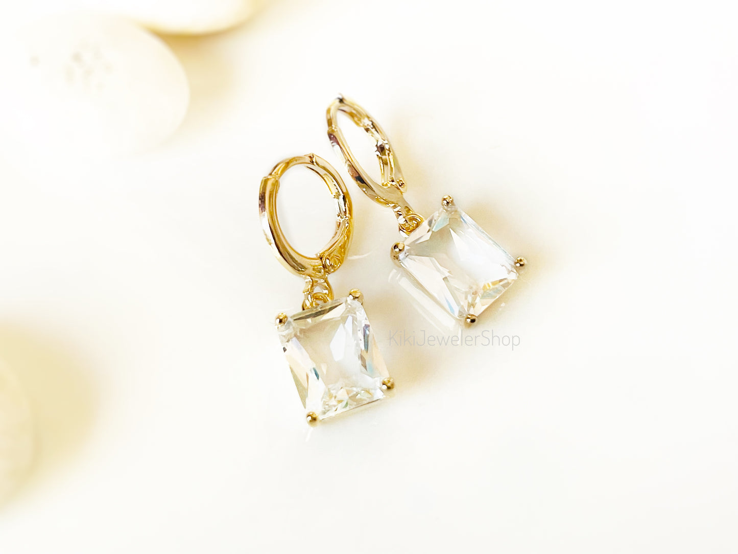 White sapphire 2pc jewelry set small emerald cut