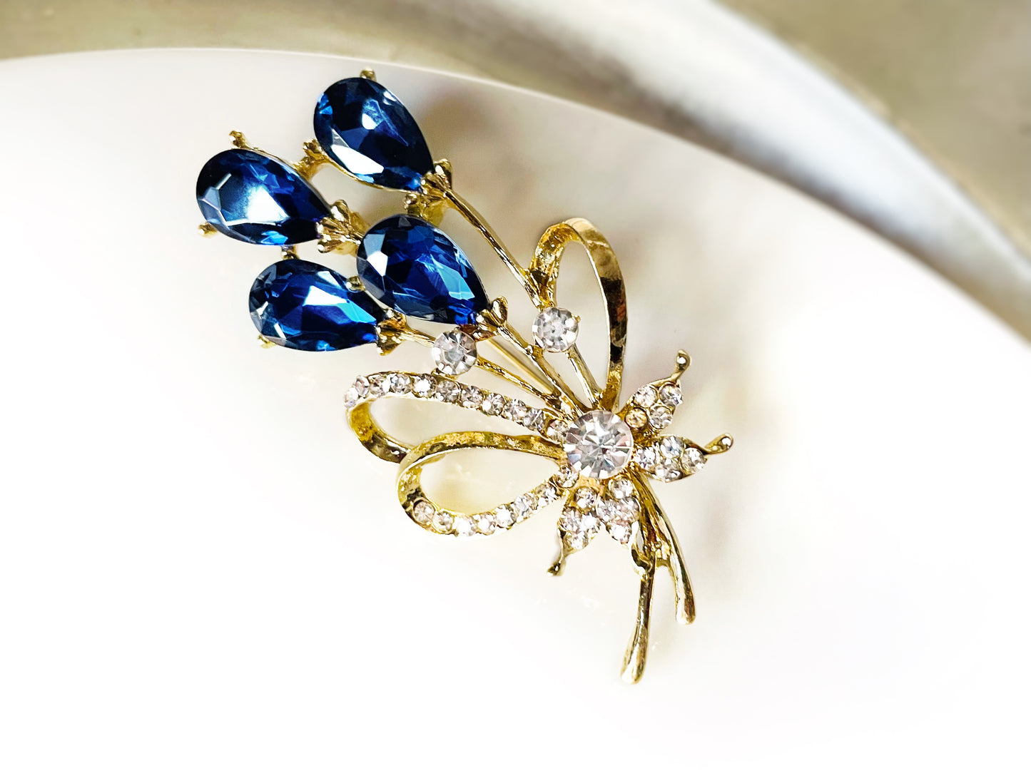 Amethyst crystal bouquet brooch, purple crystal floral lapel pin