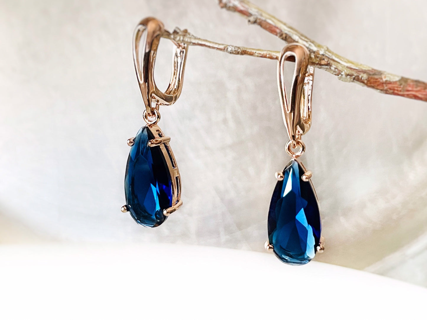 Teardrop sapphire dangling earring white gold, blue sapphire gemstone drop earrings, gift for her, gift for mom, September birthday gift