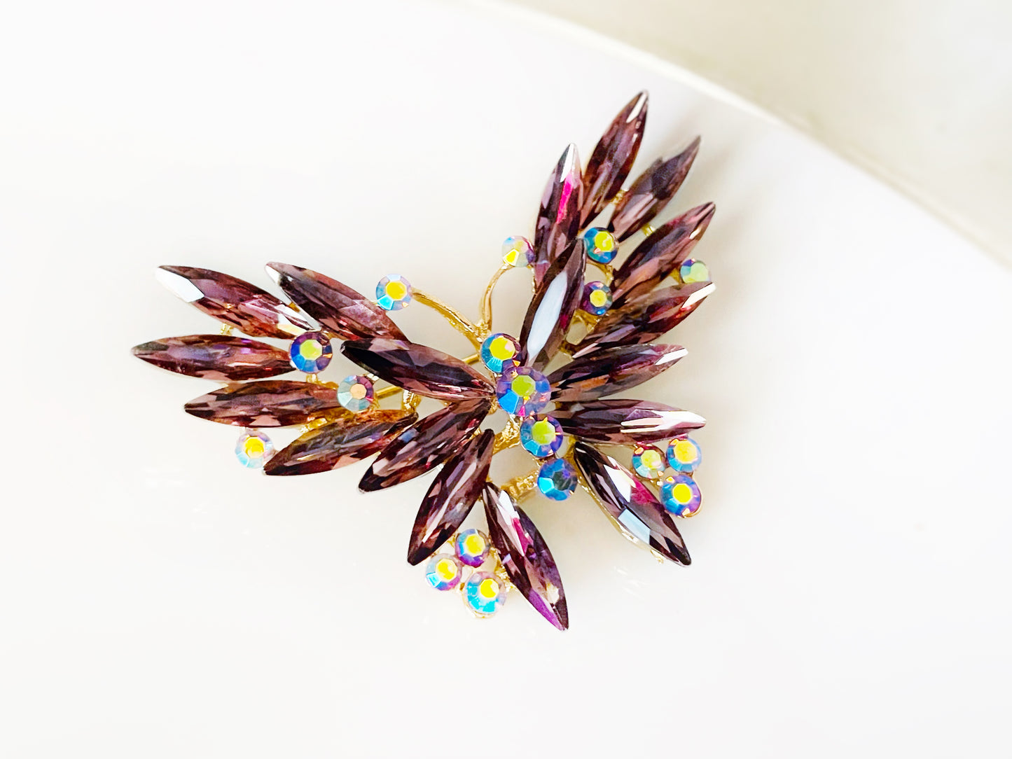 Emerald green butterfly fancy crystal brooch pin