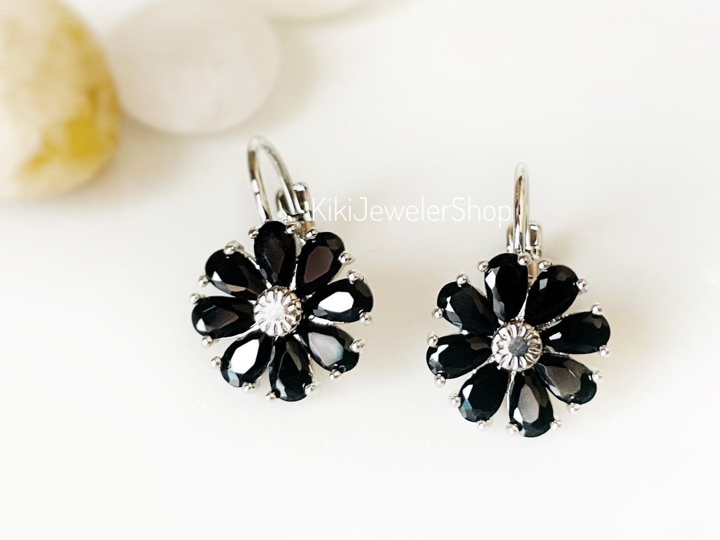 Onyx Daisy Flower Drop Earrings Gold-filled