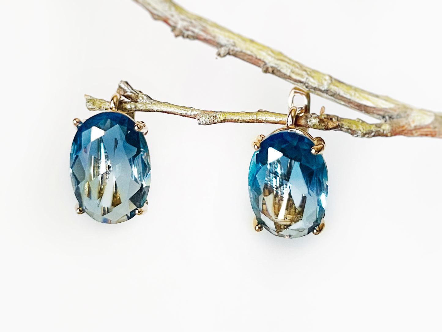 Boucles d'oreilles puces à fermoir à levier, ornées de pierres multicolores à facettes, style coussin, cadeau pour elle, cadeau pour maman, boucles d'oreilles tendance