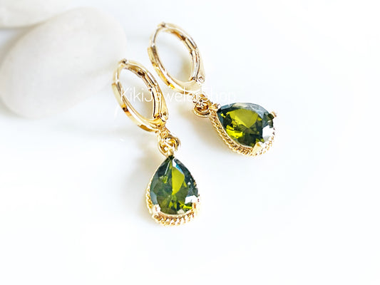 Small Bezel Peridot Teardrop Dangle Earrings