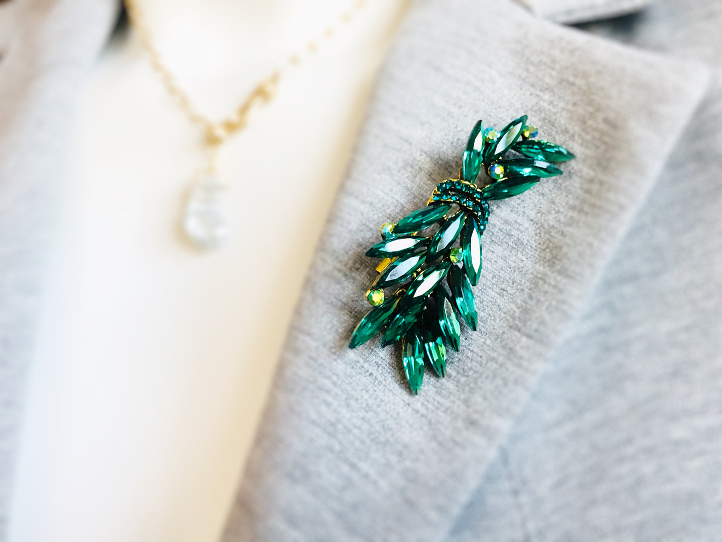 Blue sapphire fancy crystal brooch