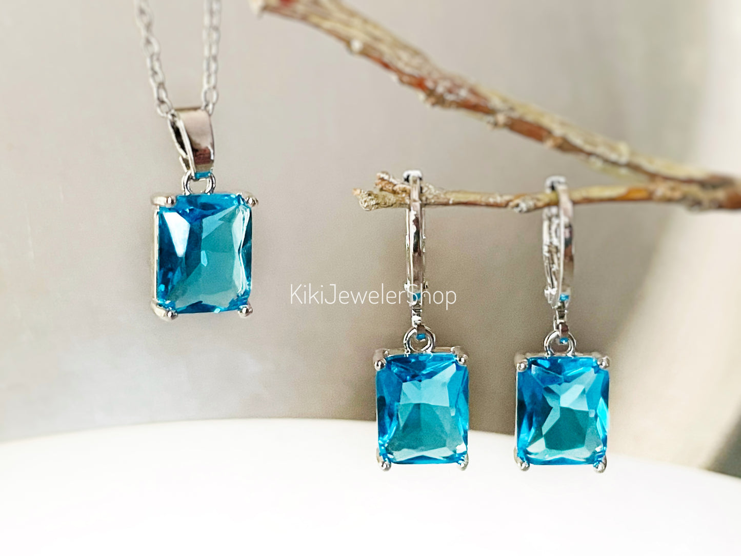 Small emerald cut blue topaz 2pc jewelry set