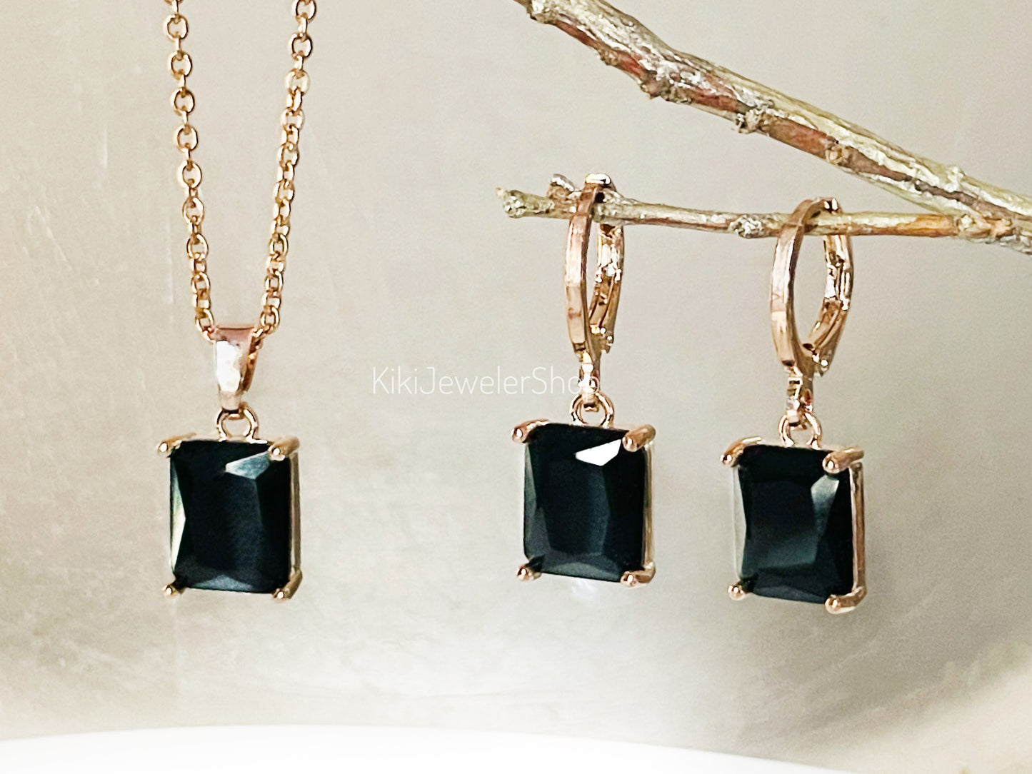 Small Emerald Cut Onyx 2pc Jewelry Set