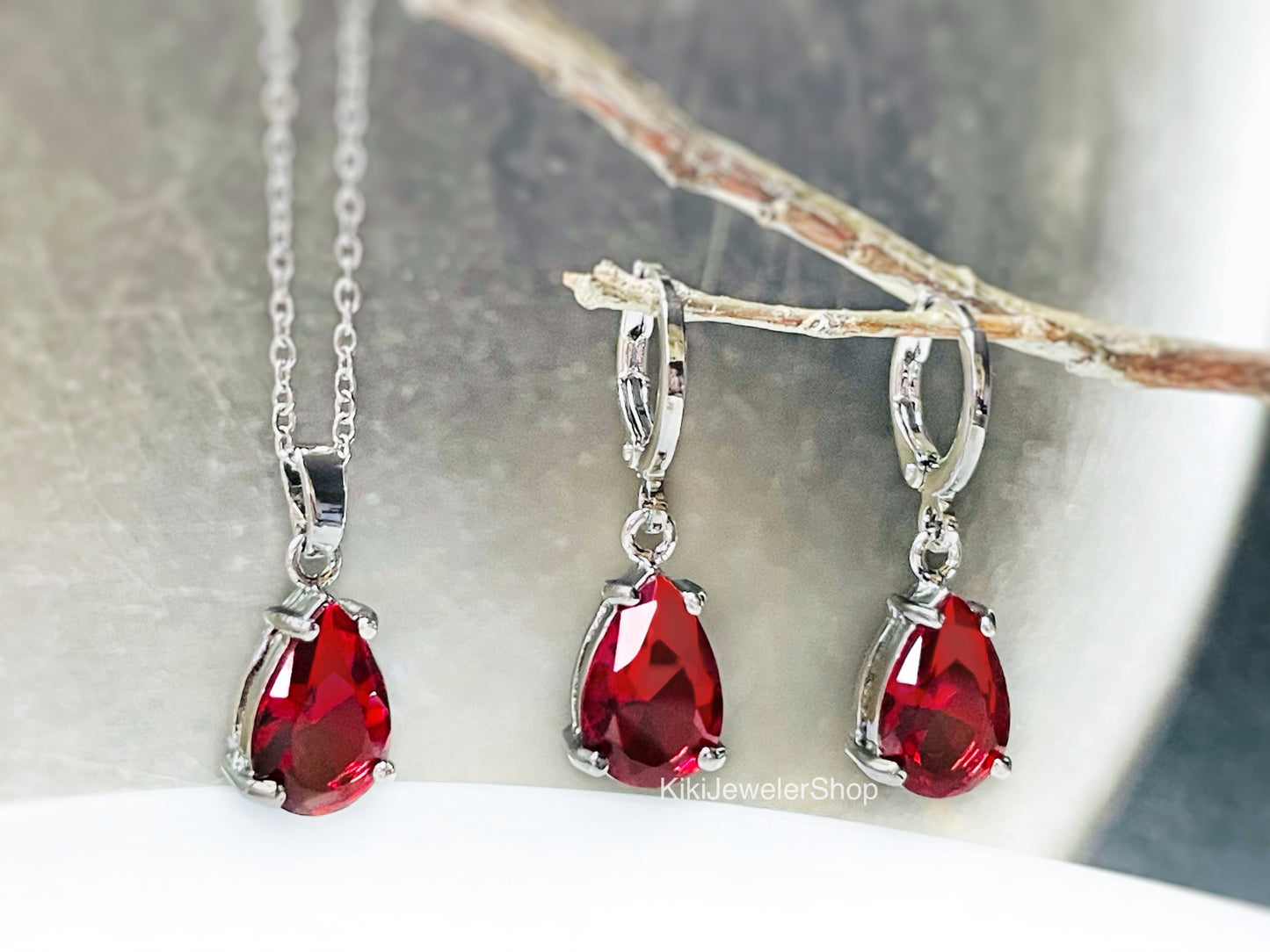 Ruby teardrop 2pc jewelry set