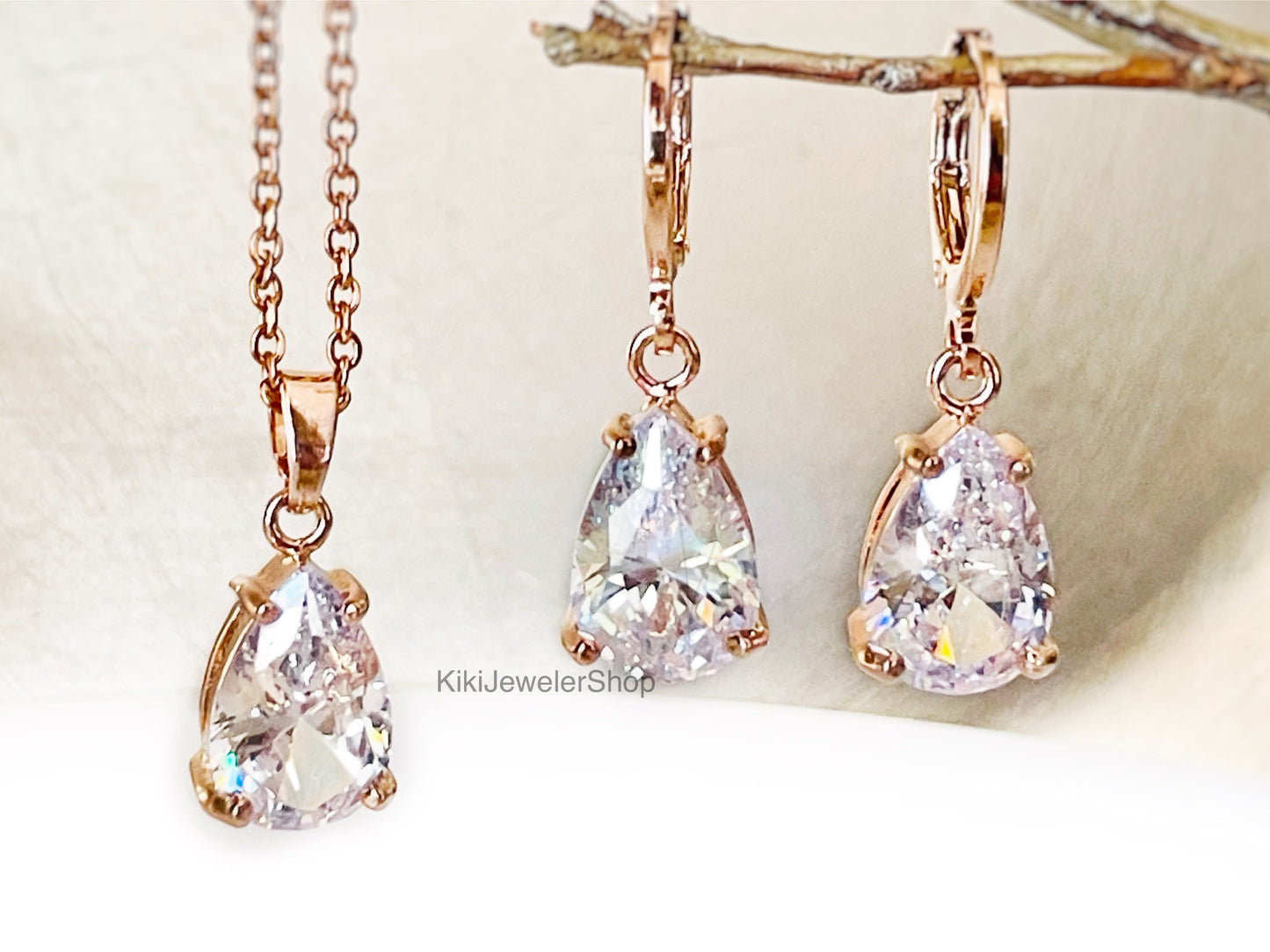 White sapphire teardrop 2pc jewelry set