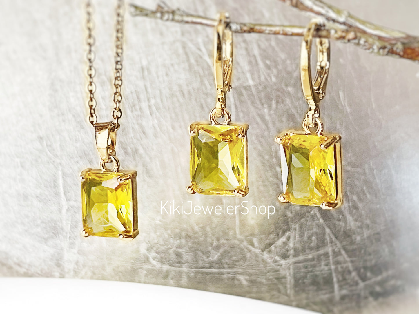 Citrine 2pc jewelry set small emerald cut