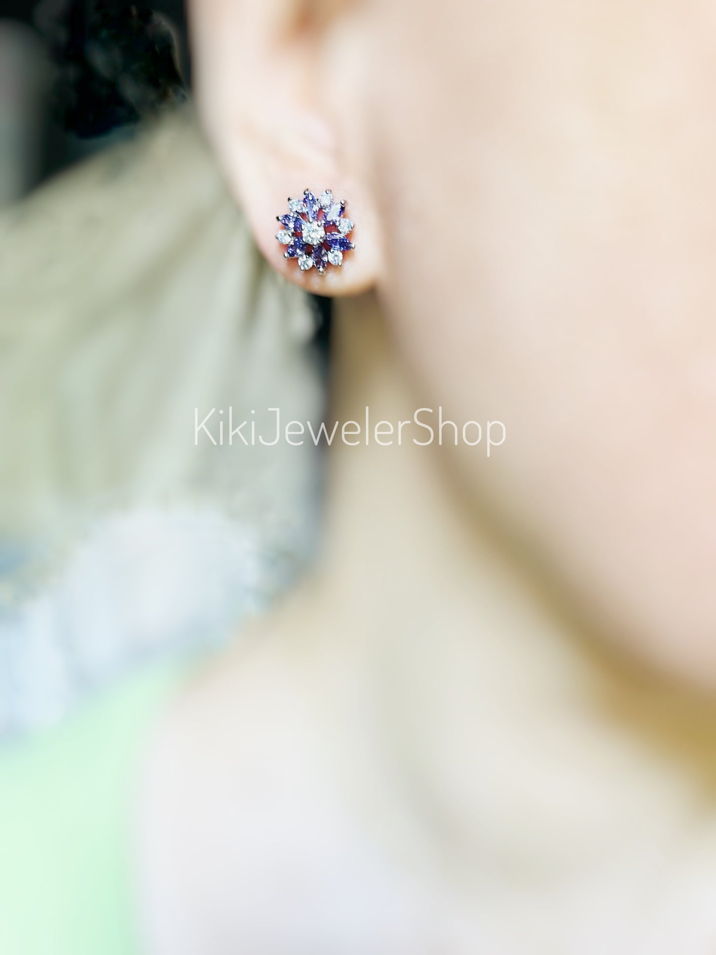 Peridot+White Sapphire Snowflake Flower Studs