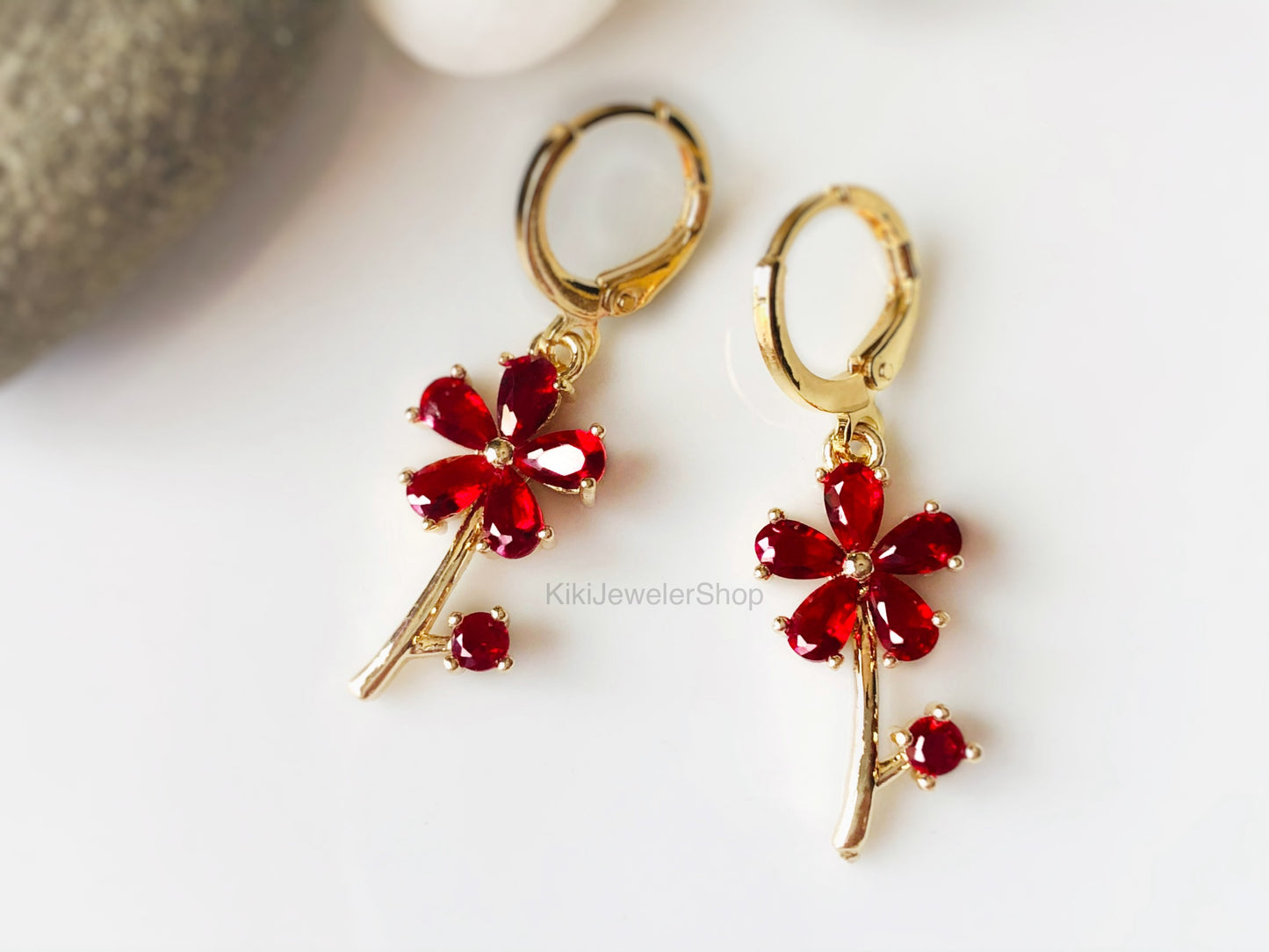 Ruby flower jewelry set in 14K gold