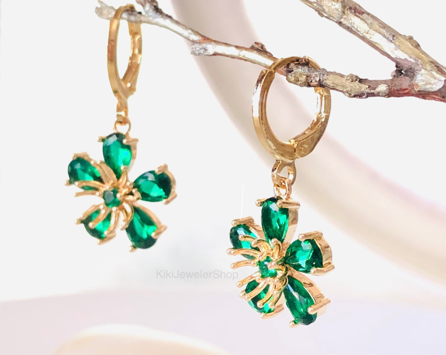 Emerald Green Flower Dangle Earrings