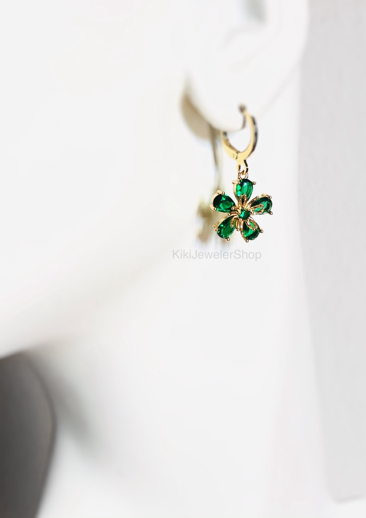 Emerald Green Flower Dangle Earrings