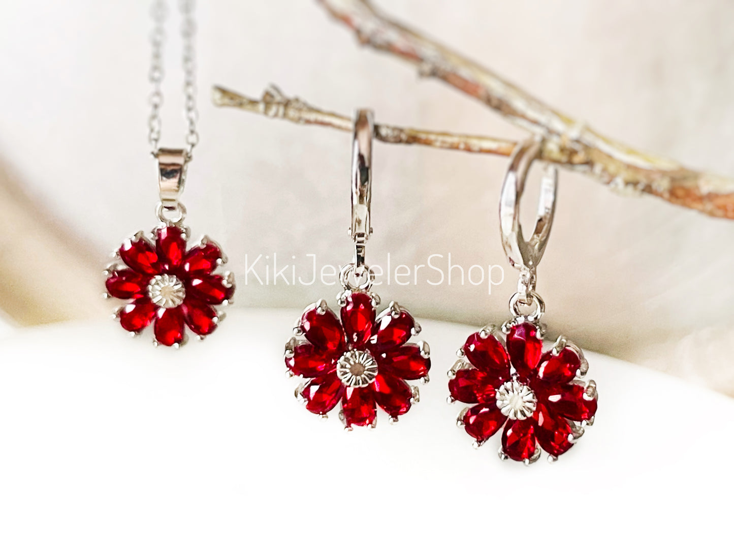 Ruby daisy flower 2pc jewelry set Goldfilled