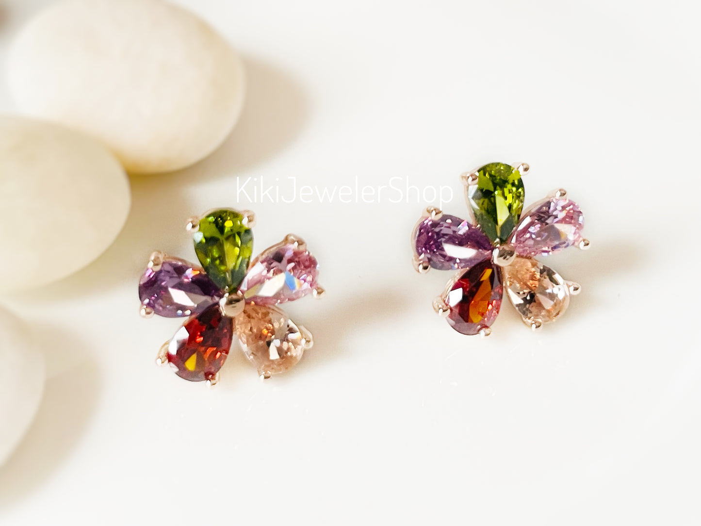 Light amethyst flower stud earrings studs, lilac purple gemstone flower studs