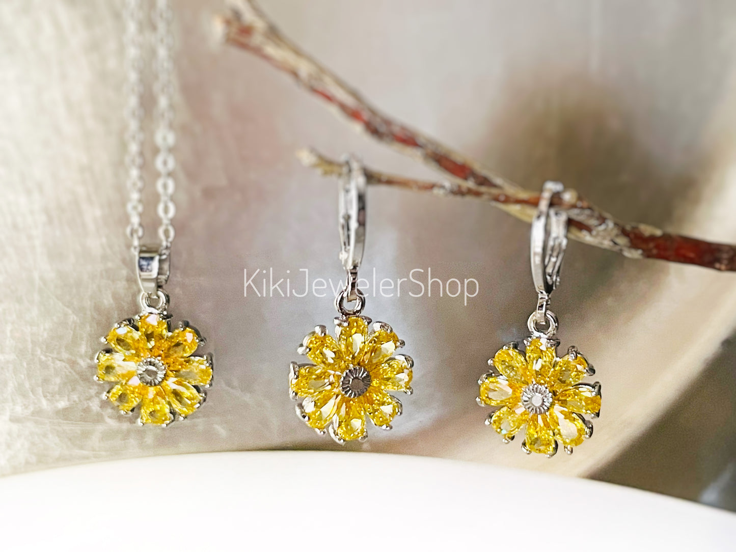 Citrine Daisy Flower 2pc Jewelry Set Gold filled