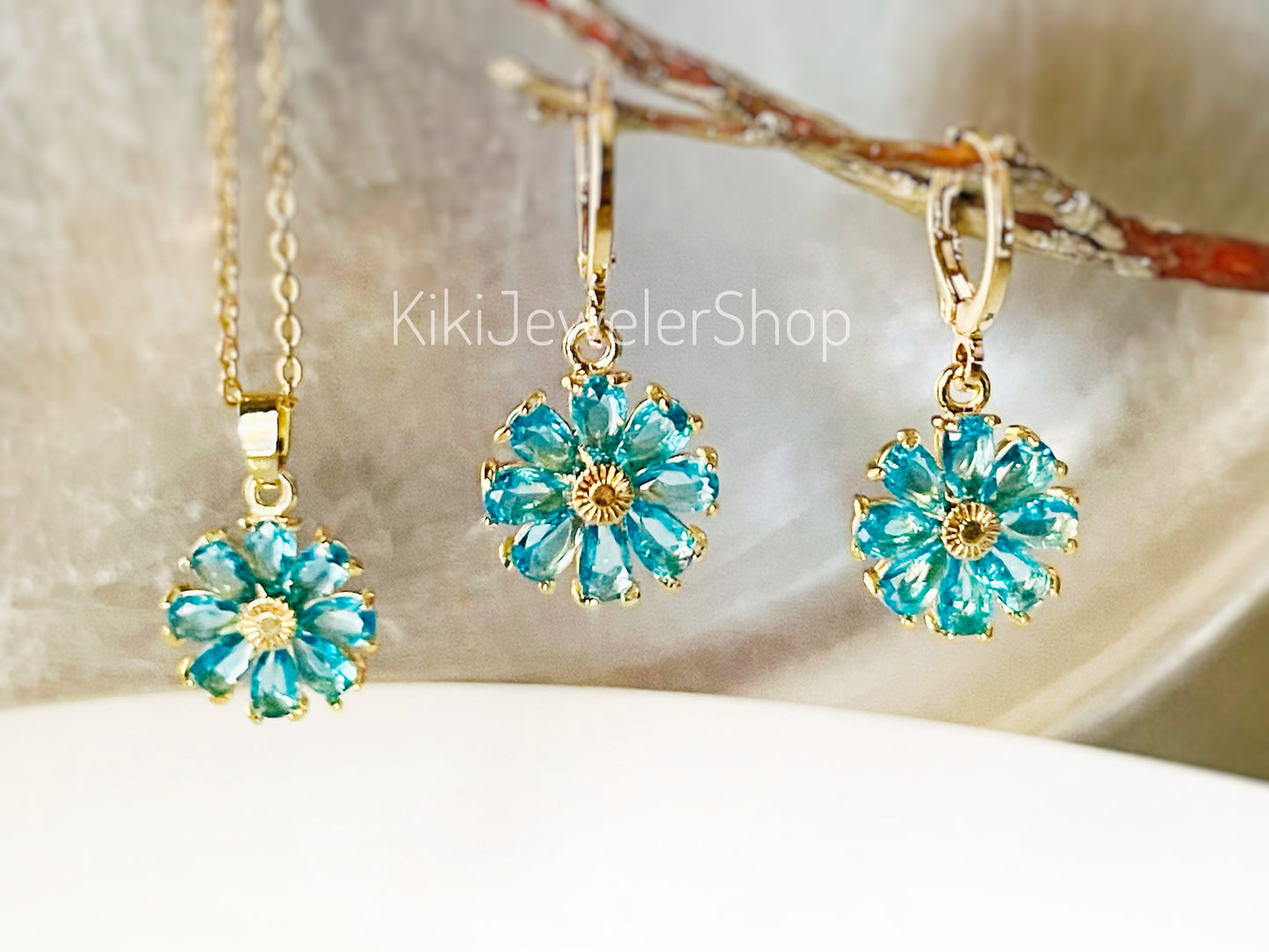 Blue topaz daisy 2pc jewelry set Gold filled