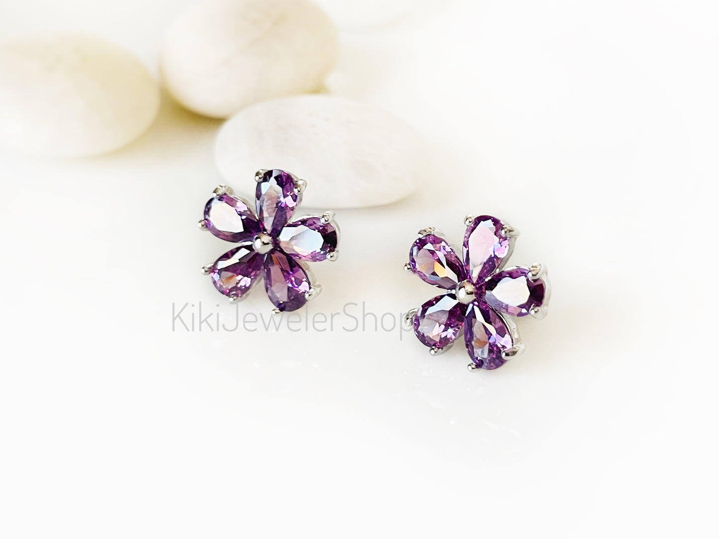Light amethyst flower stud earrings studs, lilac purple gemstone flower studs