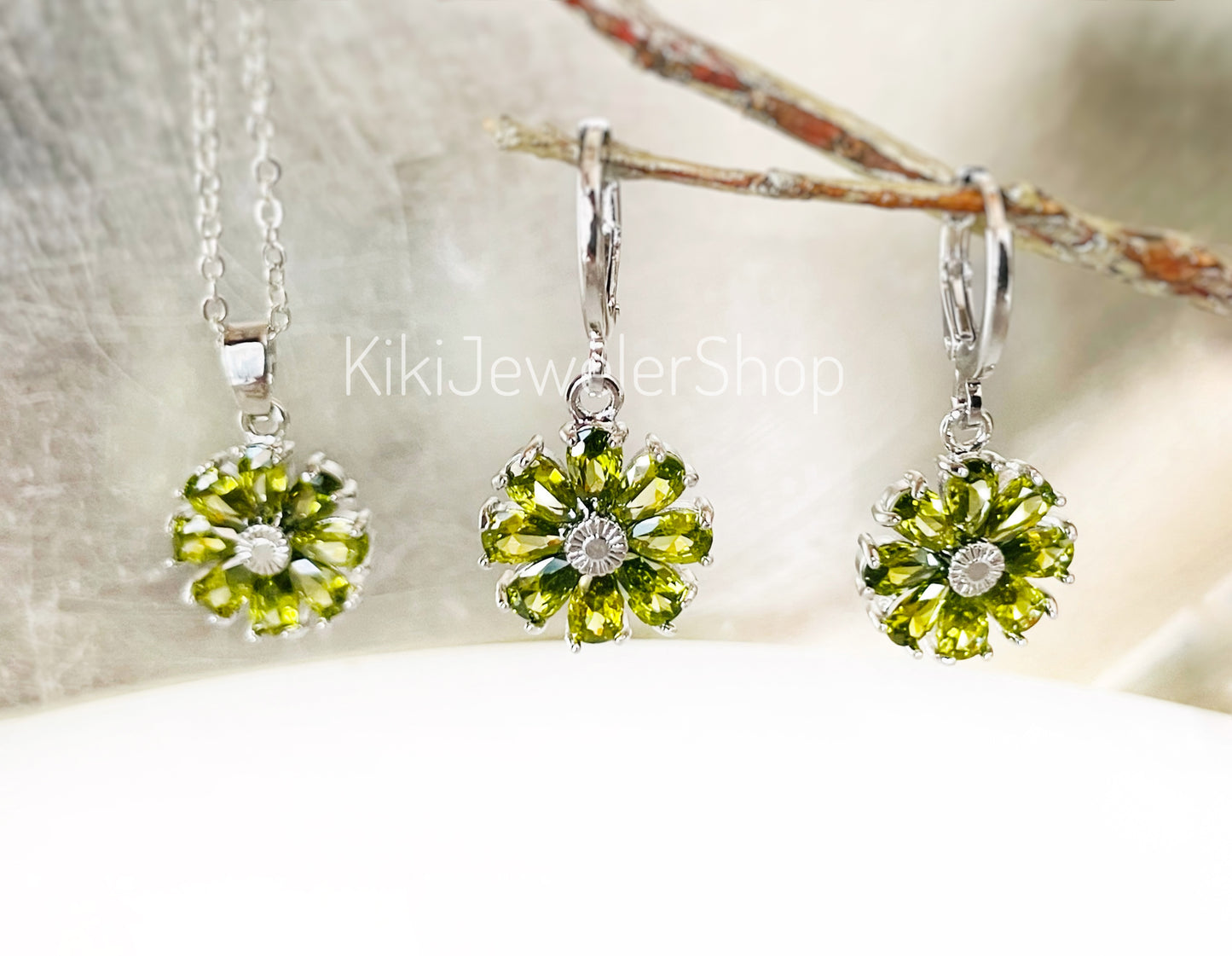 Peridot Daisy Flower Jewelry Set Gold Filled