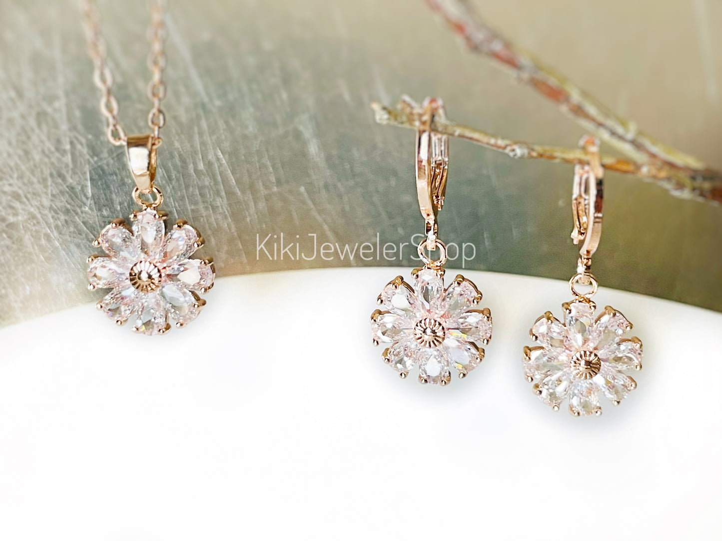 White Sapphire Daisy Flower Jewelry Set Gold Filled