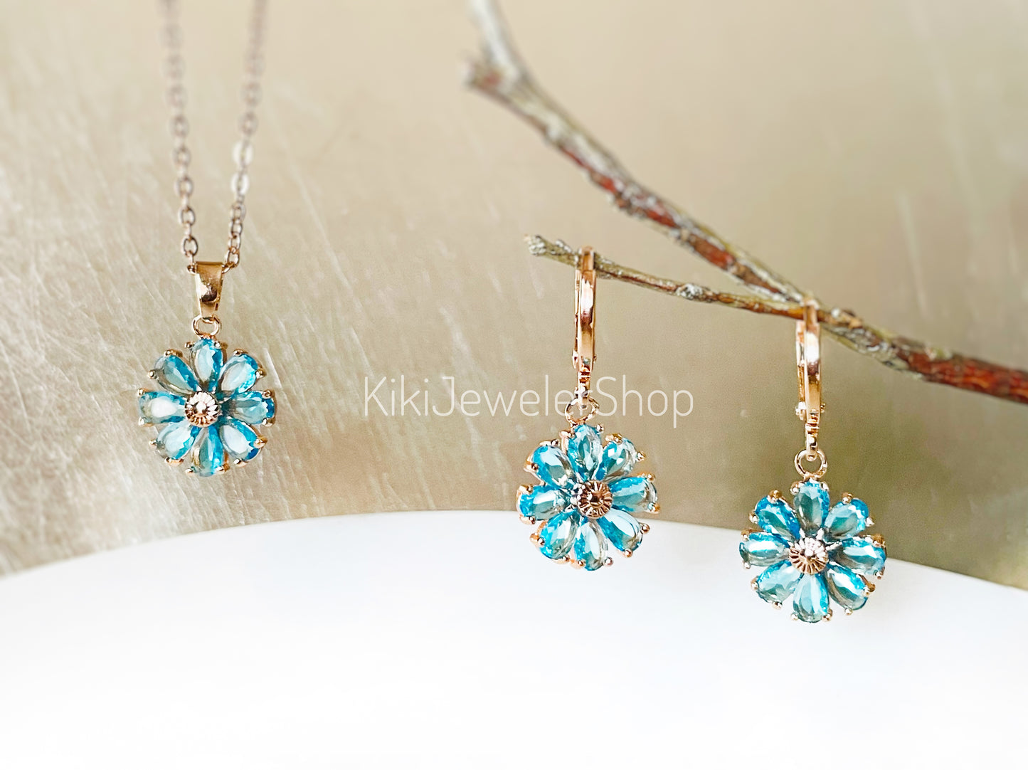 Blue topaz daisy 2pc jewelry set Gold filled