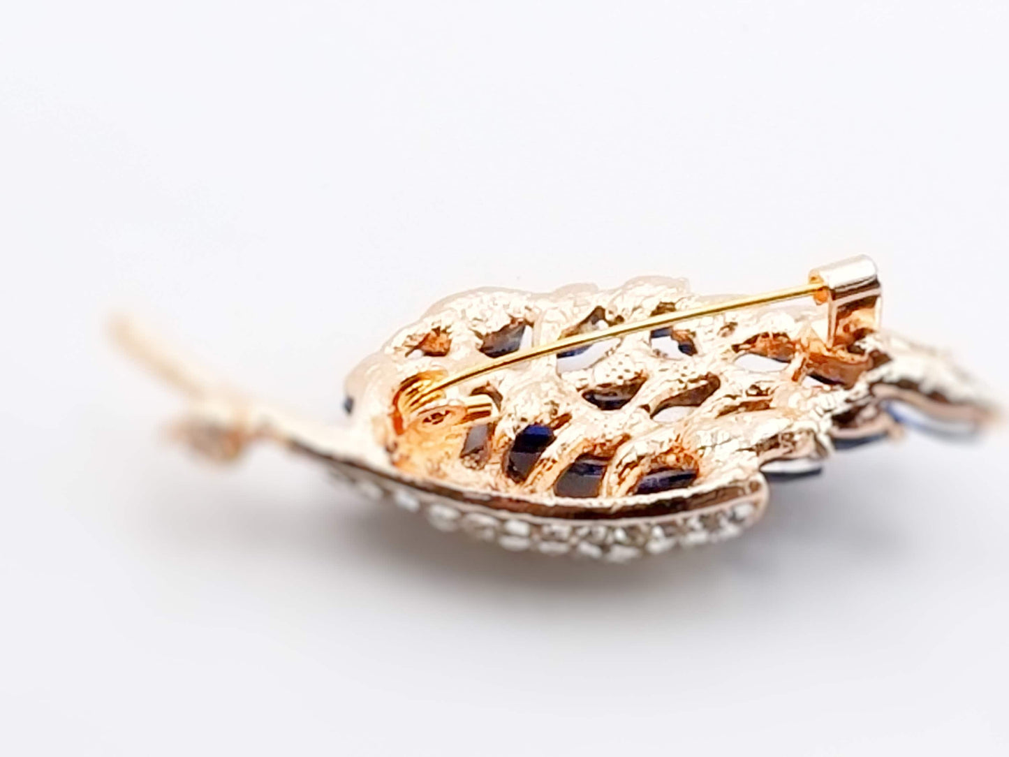 Sapphire bouquet brooch pin in 14K rose gold, dark blue crystal brooch, wedding bouquet brooch, gift for her, gift for mom