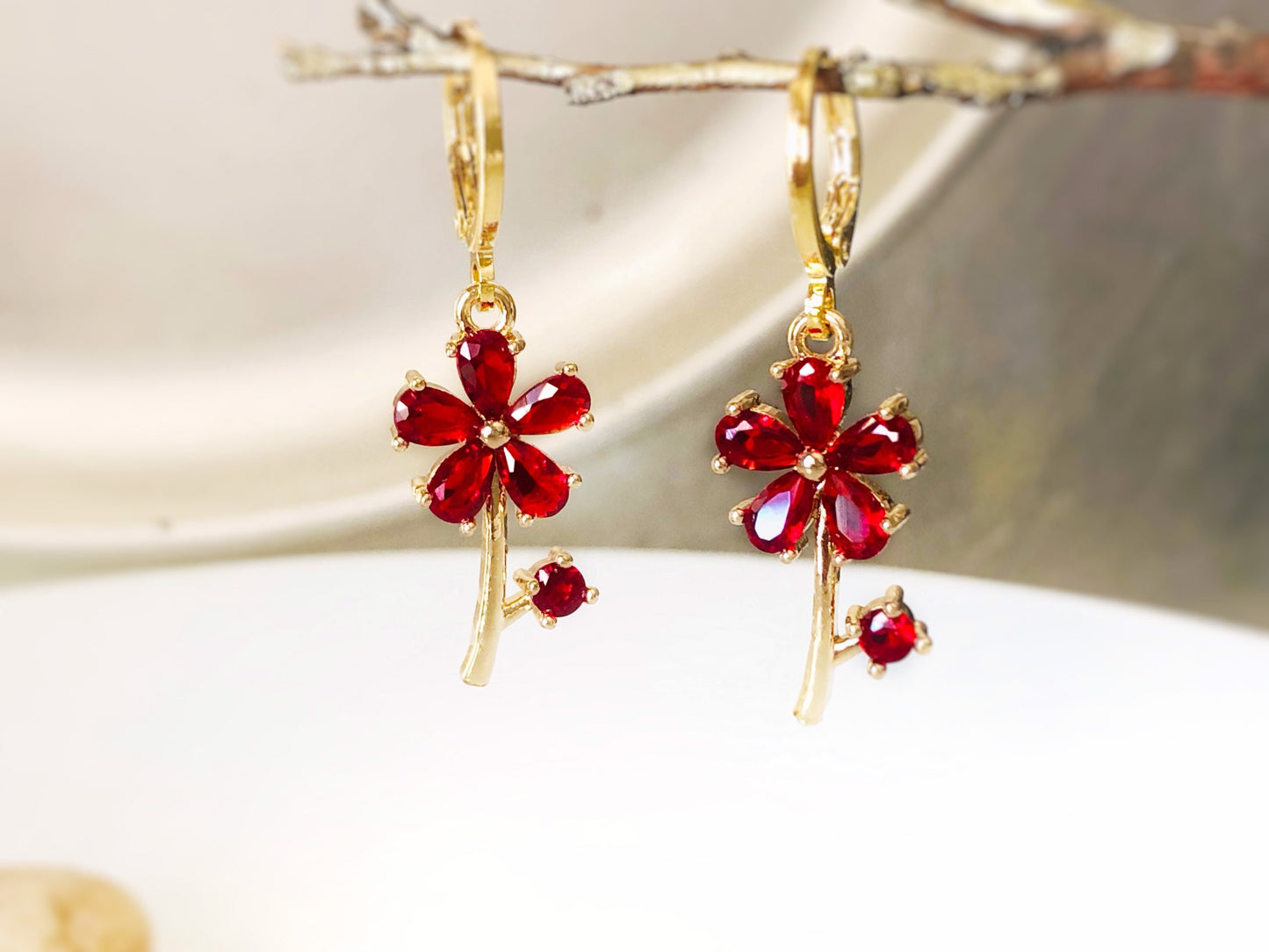 Emerald flower dangle earrings in 14K gold plated, green flower drop earrings, May birthstone earrings, gift for mom, gift for her