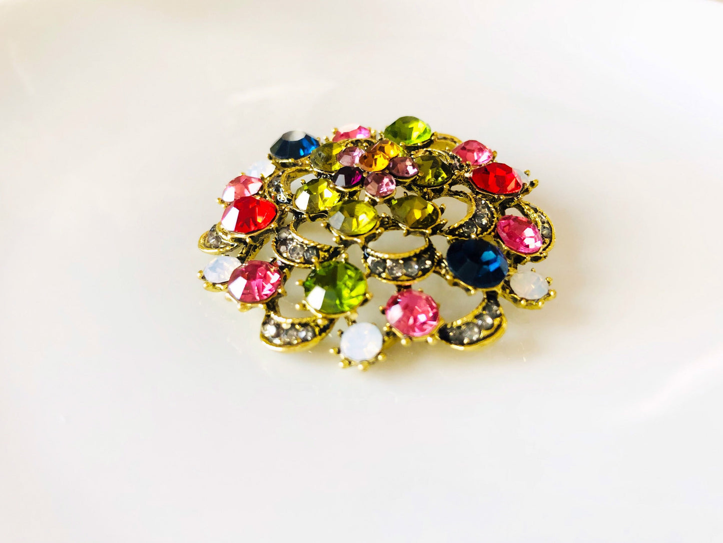Multicolored red green crystal bouquet brooch, antique gold rainbow crystal bouquet brooch, gift for her, gift for mom