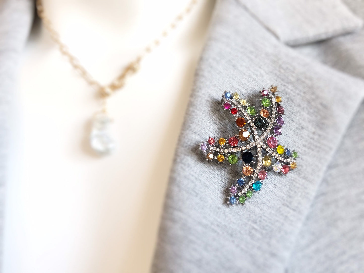 Multicolor crystal starfish brooch pendant in 18K WG plated, rainbow crystal starfish brooch, gift for her, gift for mom