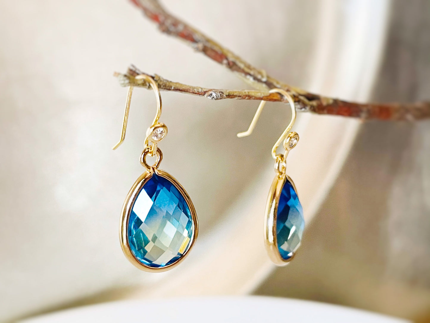 Bicolor sapphire drop earrings in 14K gold, Yellow blue sapphire teardrop crystal drop earrings, bridal jewelry, bridesmaids earrings