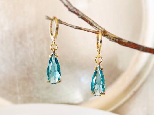 Blue topaz teardrop dangling earrings gold, December birthstones, elongated blue gemstone earrings, gift for her, gift for mom