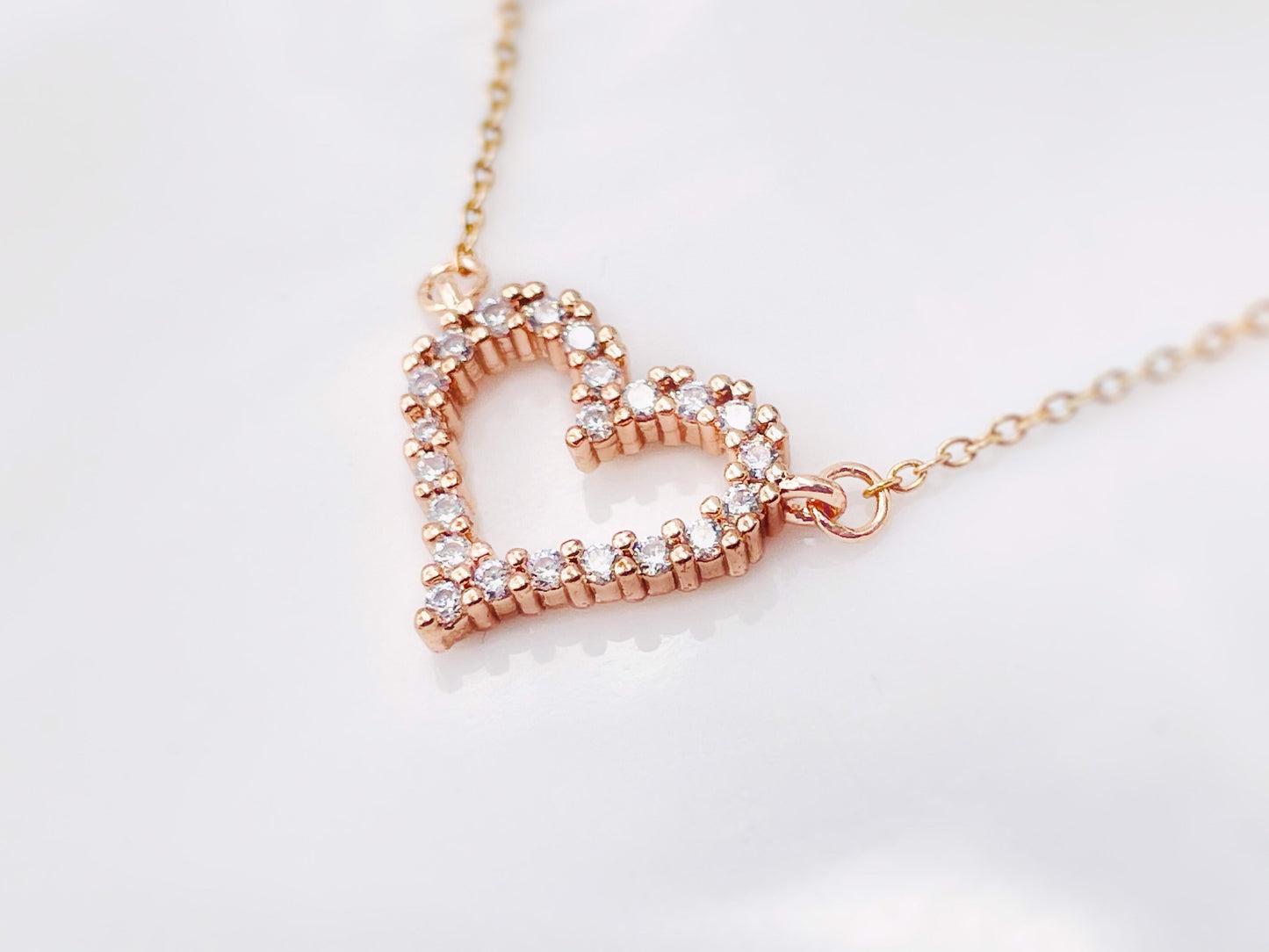 White sapphire Heart Pendant Necklace in 18K Rose Gold Fillled, Dainty Necklace, Gift for Women, Gift for Mom
