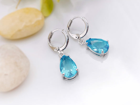 Blue topaz gemstone huggie dangling earring in 18k white gold, December birthstones, blue earrings, gift for her, gift for mom