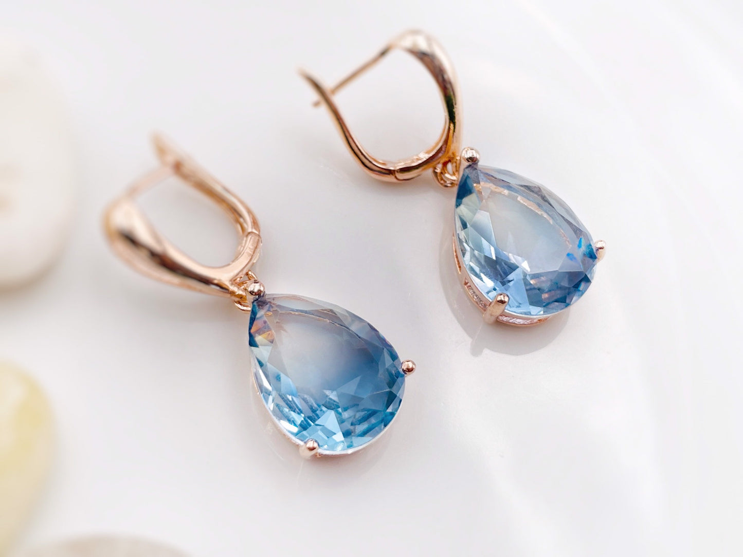 Large blue topaz pear shaped dangling earring in 14K rose gold, gift for her, gift for mom, blue bridesmaids earrings
