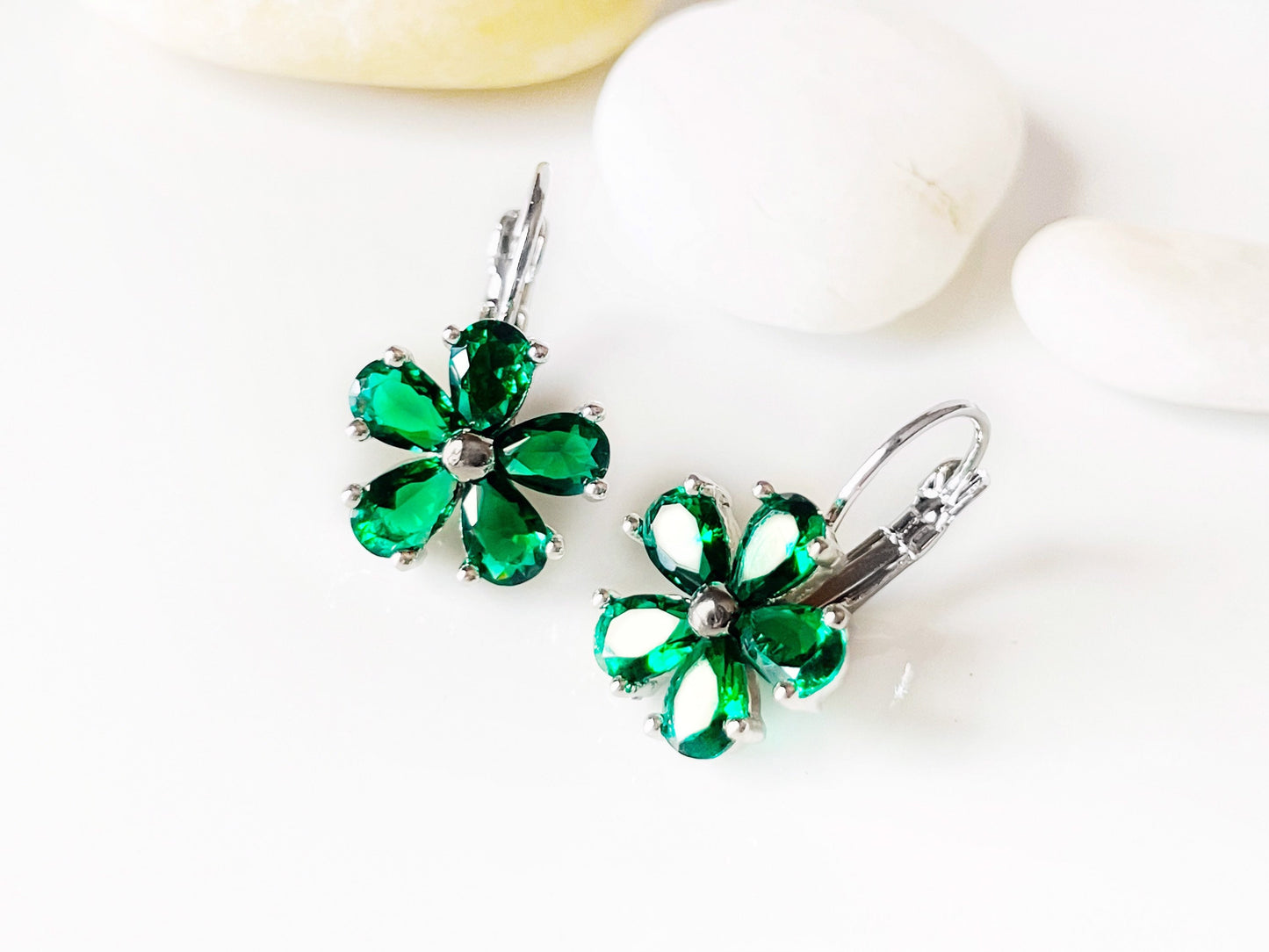 Emerald flower lever back earrings, green gemstone flower earrings, May birthstone earrings, gift for her, gift for mom
