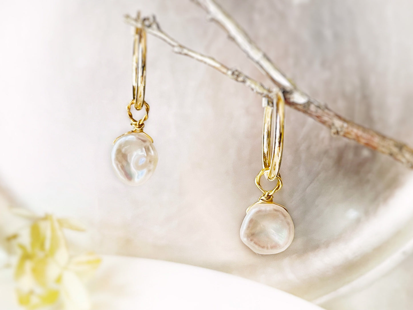 Baroque pearl earrings hoops 14K gold, natural keshi pearl earrings, gift for her, gift for mom, Bridal party earrings