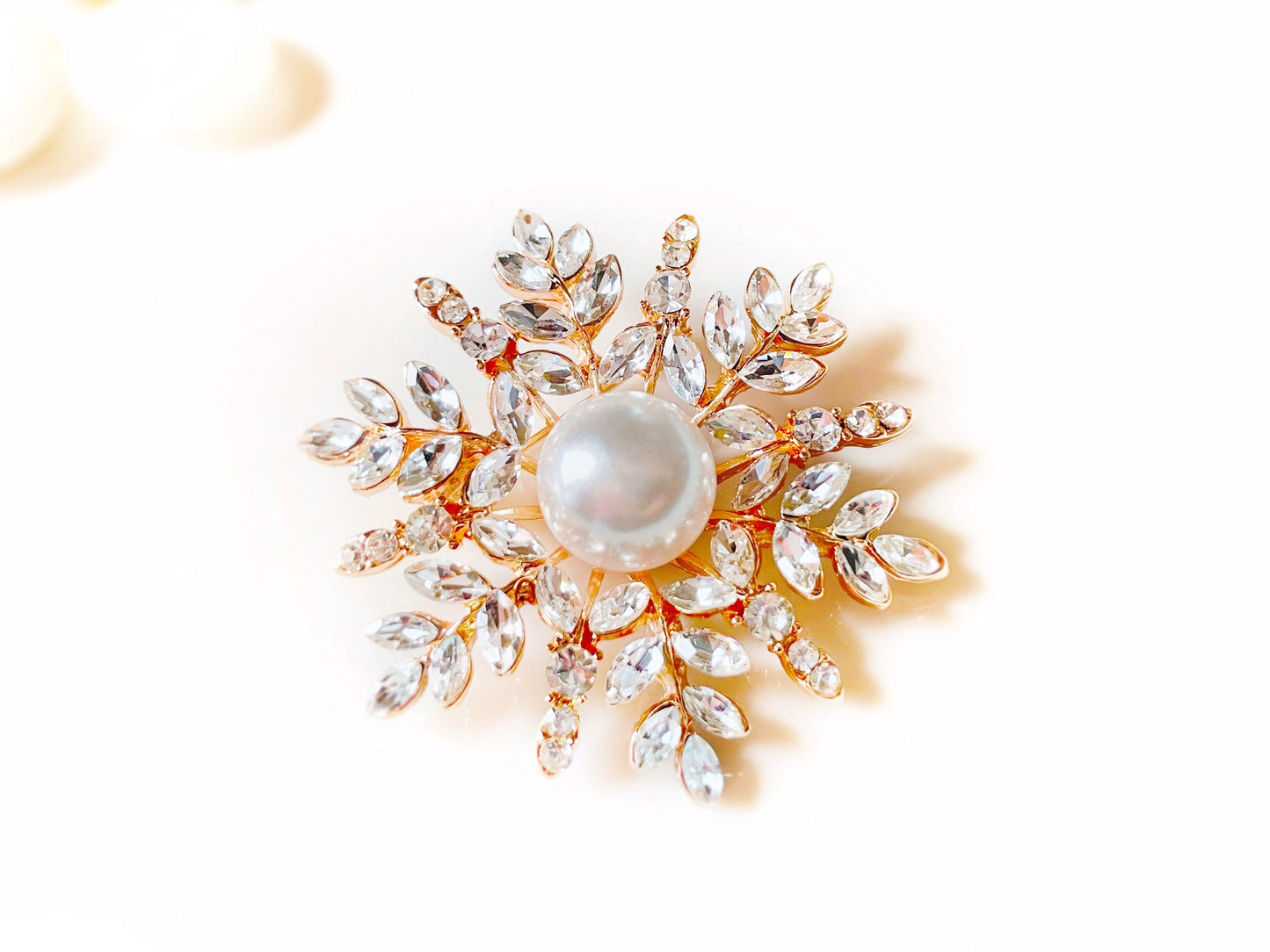 Crystal pearl brooch rose gold, flower bouquet brooch pin, wedding bouquet brooch, gift for mom, gift for her