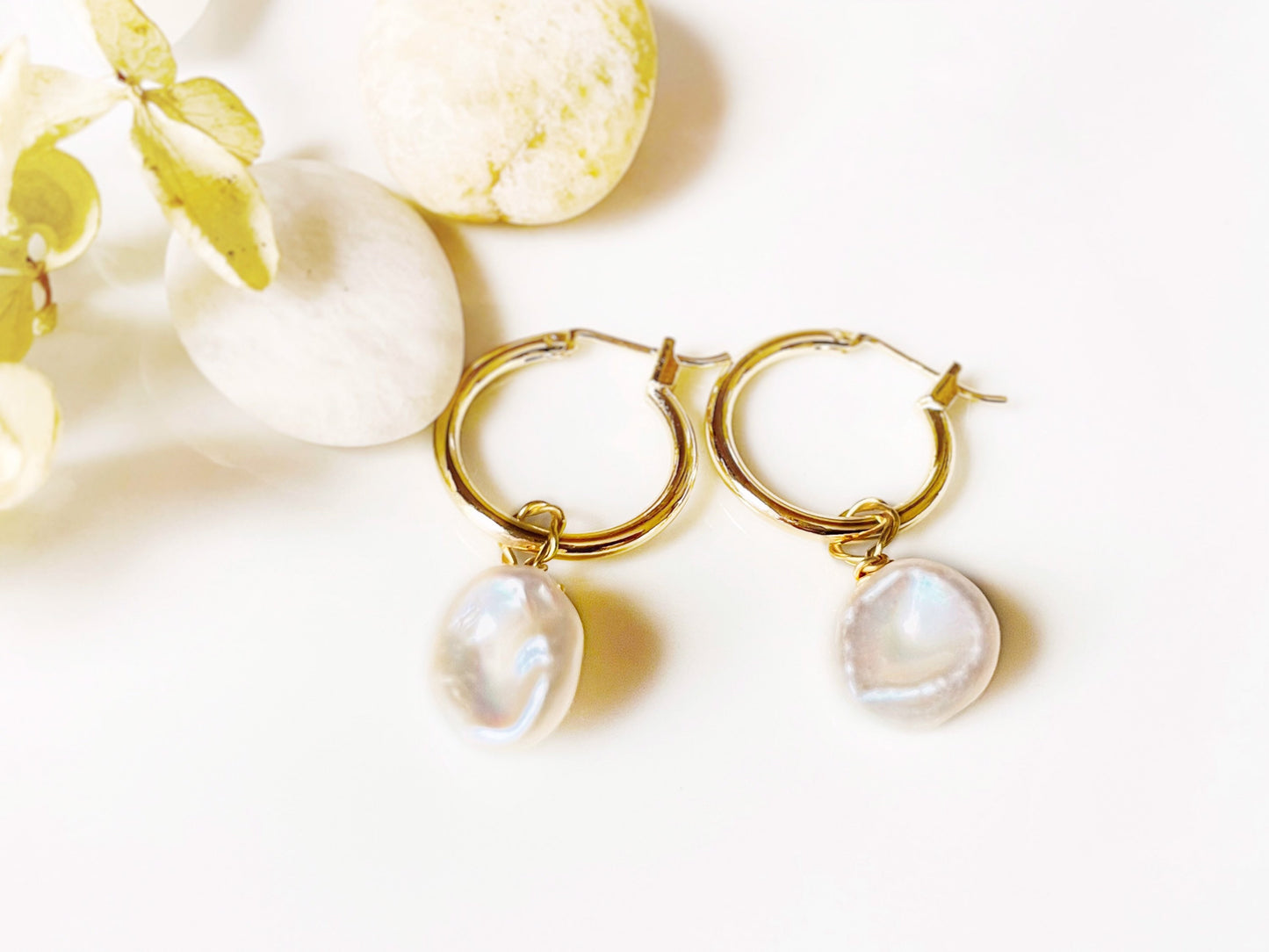 Baroque pearl earrings hoops 14K gold, natural keshi pearl earrings, gift for her, gift for mom, Bridal party earrings