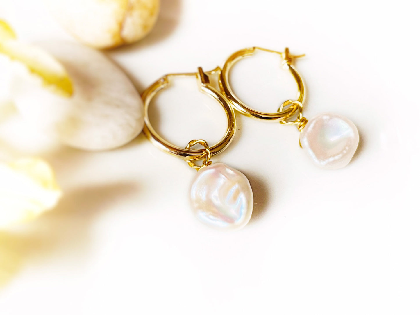 Baroque pearl earrings hoops 14K gold, natural keshi pearl earrings, gift for her, gift for mom, Bridal party earrings