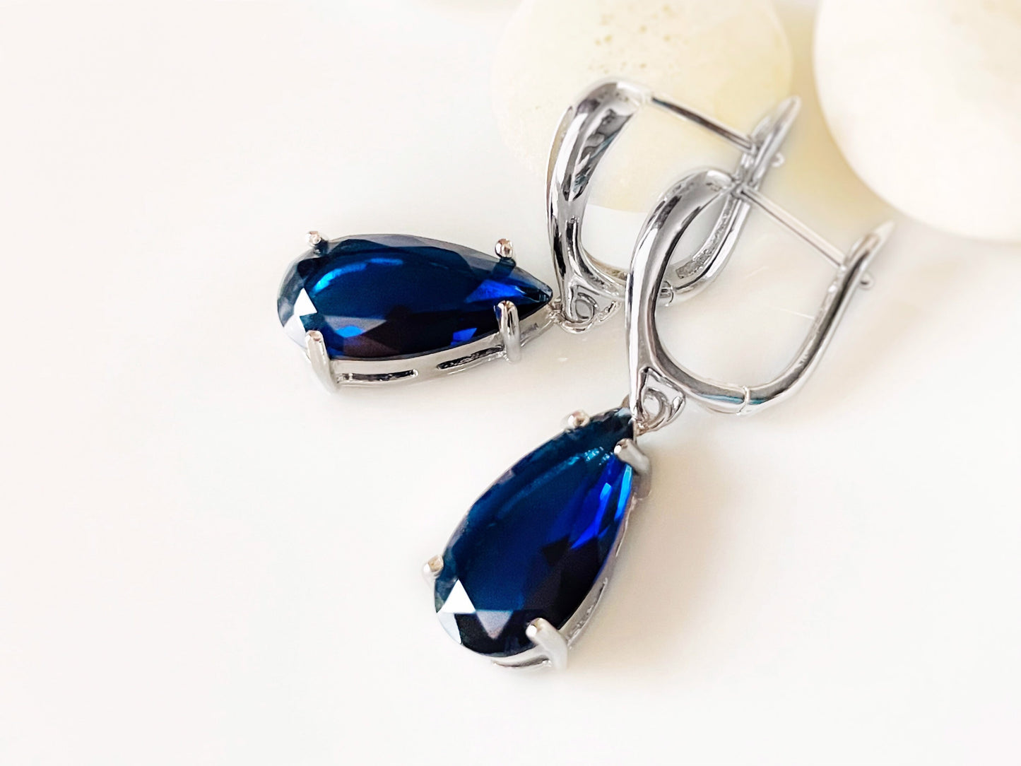 Teardrop sapphire dangling earring white gold, blue sapphire gemstone drop earrings, gift for her, gift for mom, September birthday gift