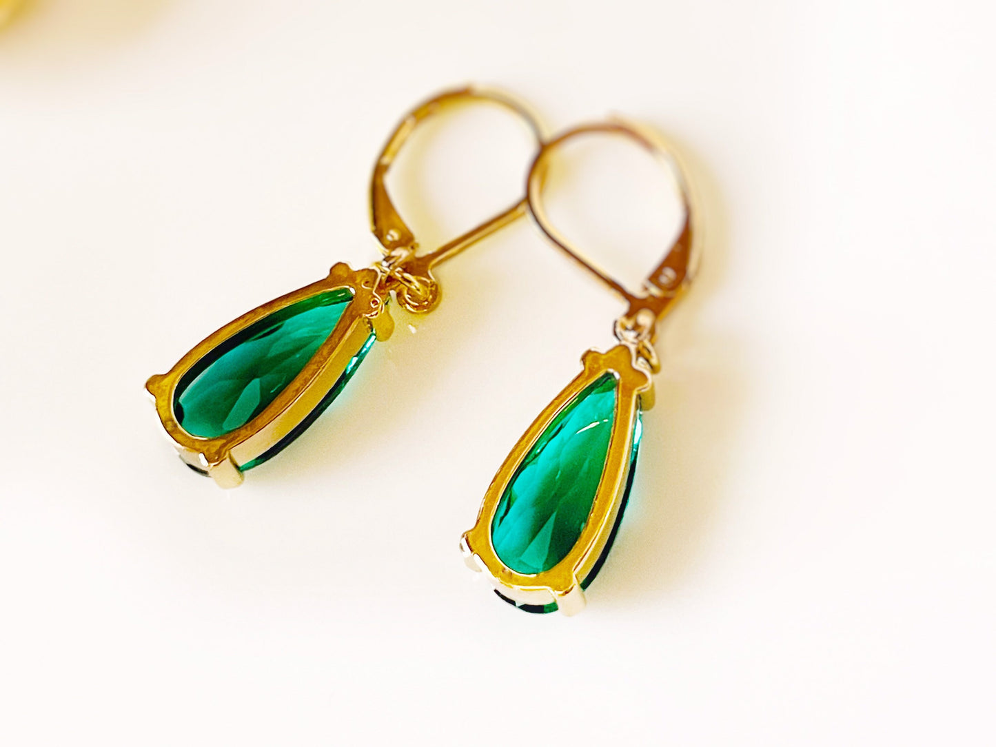 Teardrop emerald gemstone dangle earrings gold, elongated green gemstone gold, gift for her, gift for daughter, May birthstone earrings