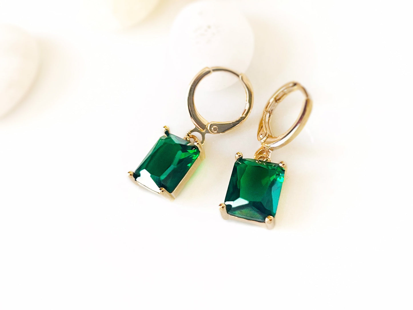 Small emerald cut emerald dangle earring, green gemstone drop earrings, gift for her, gift for girls, May birthstone