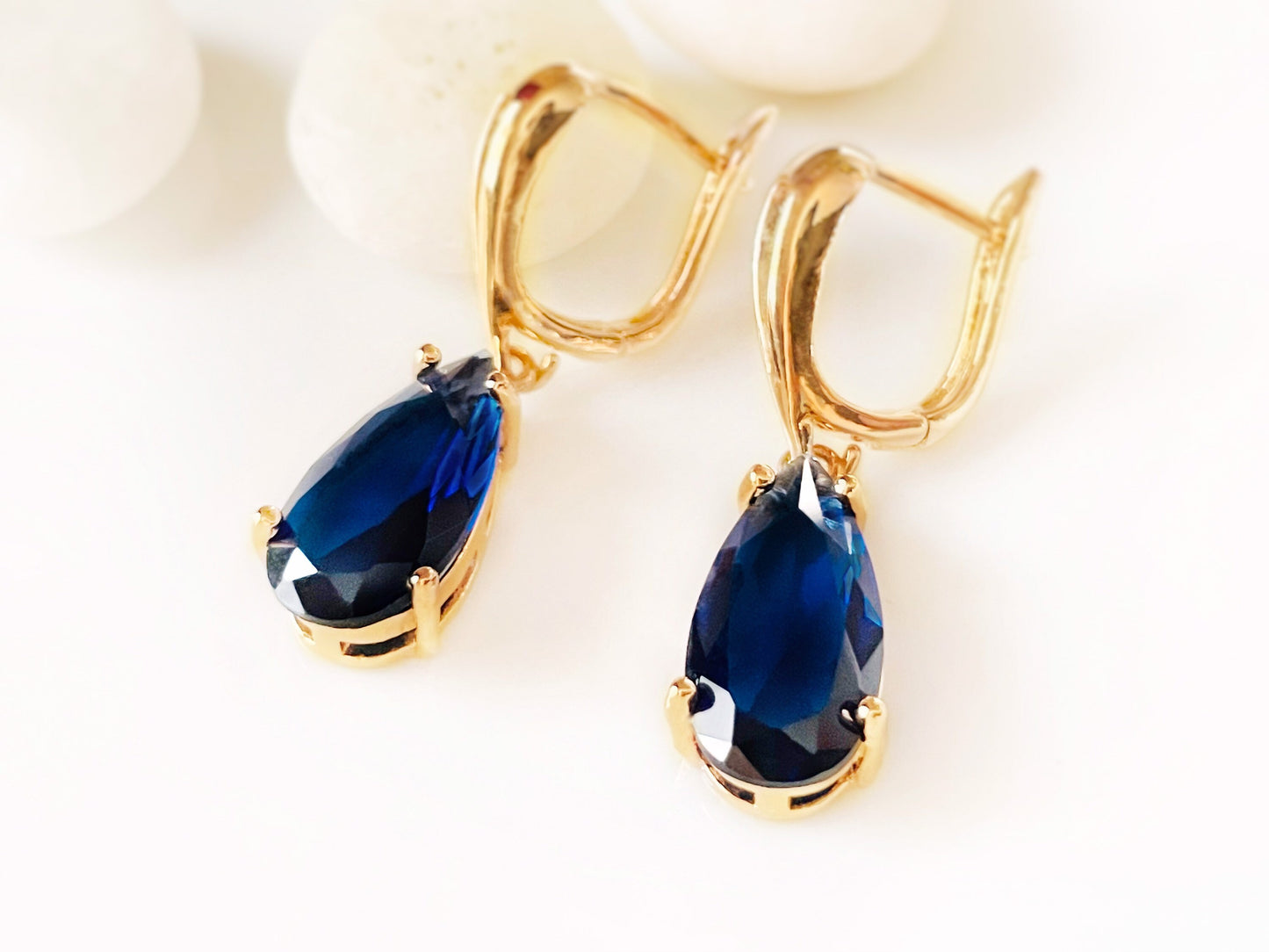 Teardrop sapphire dangling earring white gold, blue sapphire gemstone drop earrings, gift for her, gift for mom, September birthday gift