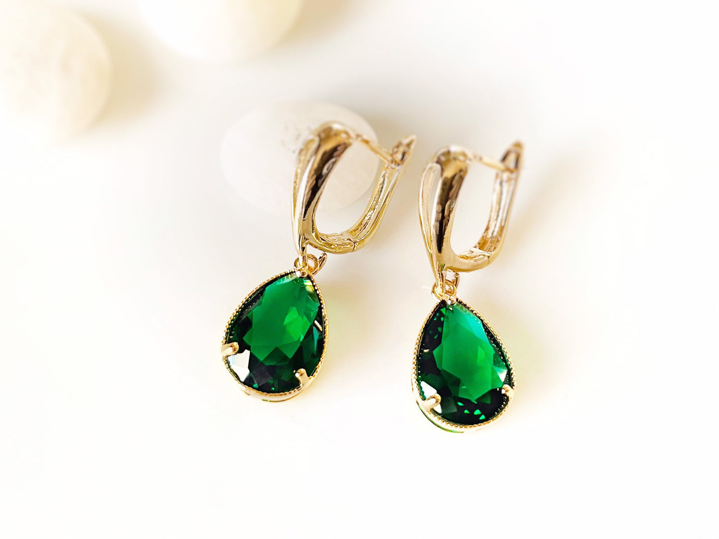 Emerald teardrop dangle earrings, May birthstones, emerald green gemstone earrings, gift for her, gift for mom, bridal earrings