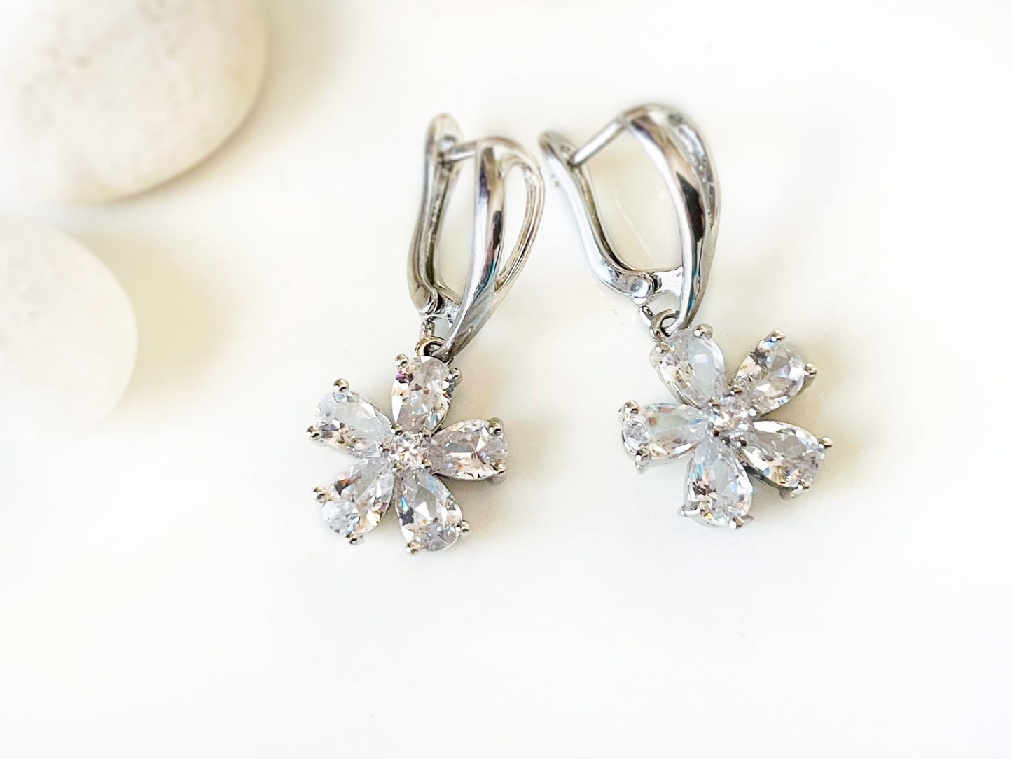 White sapphire flower dangle earrings, white gemstone flower drop earrings, gift for her, gift for mom, bridal earrings, April birthstone