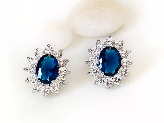 Halo sapphire stud earrings, gemstone earring in 18k white gold, gift for her, gift for mom, September birthstone earrings