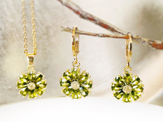 Peridot daisy dangle earrings, green gemstone flower 2pc jewelry set, green earring necklace gift set, August birthstone, gift for her