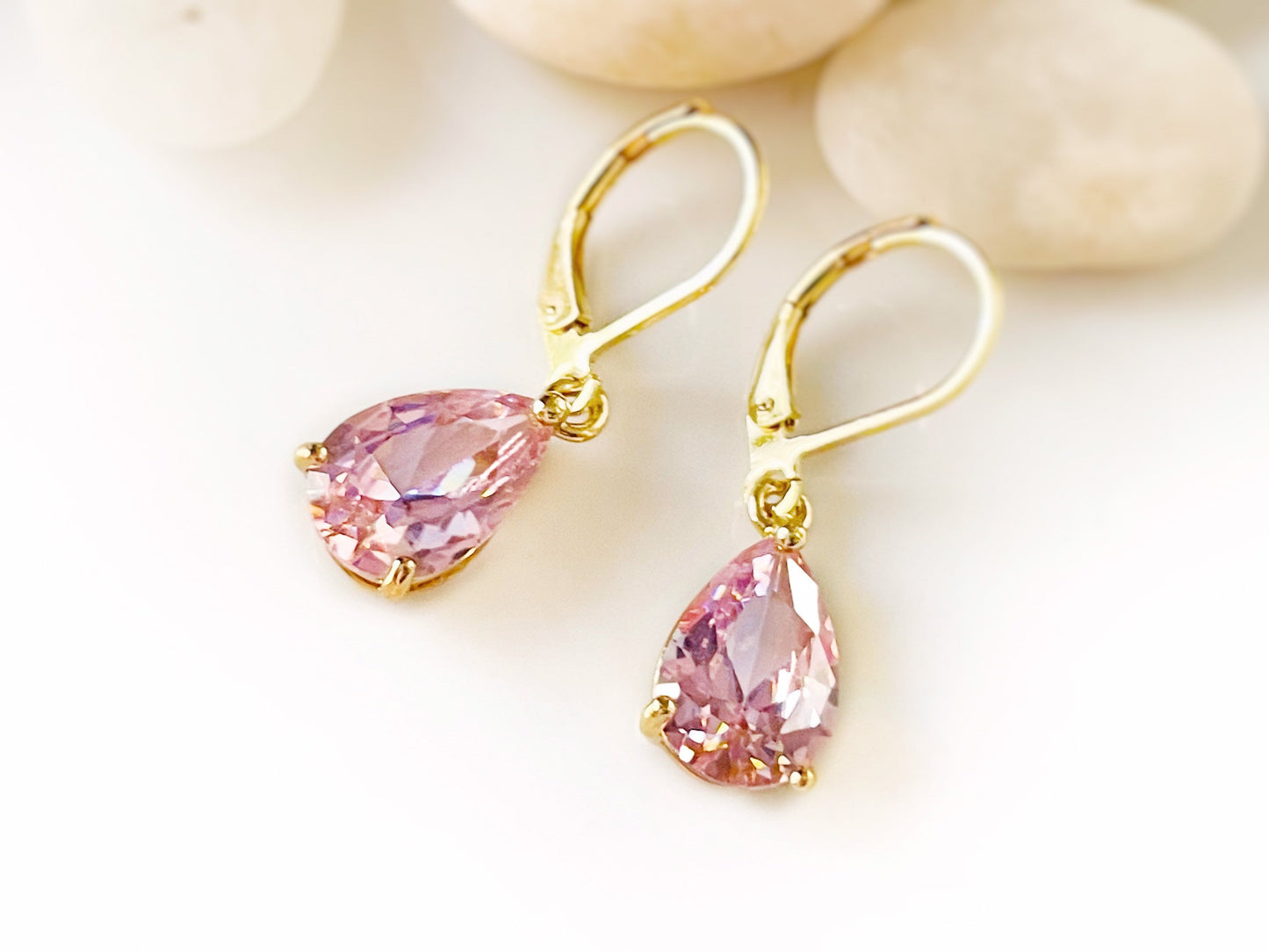 Teardrop lavender amethyst dangle earrings gold, light purple lilac gemstone drop earrings, gift for her, gift for mom, February birthstone