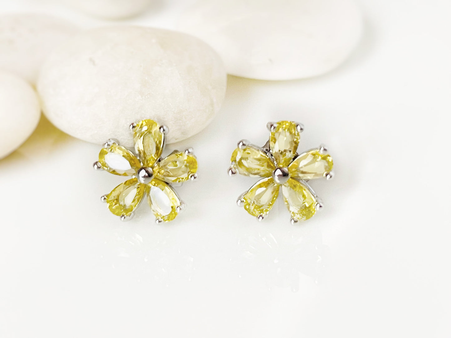 Small emerald flower stud earrings, green gemstone flower studs, gift for her, gift for girls, November birthstone